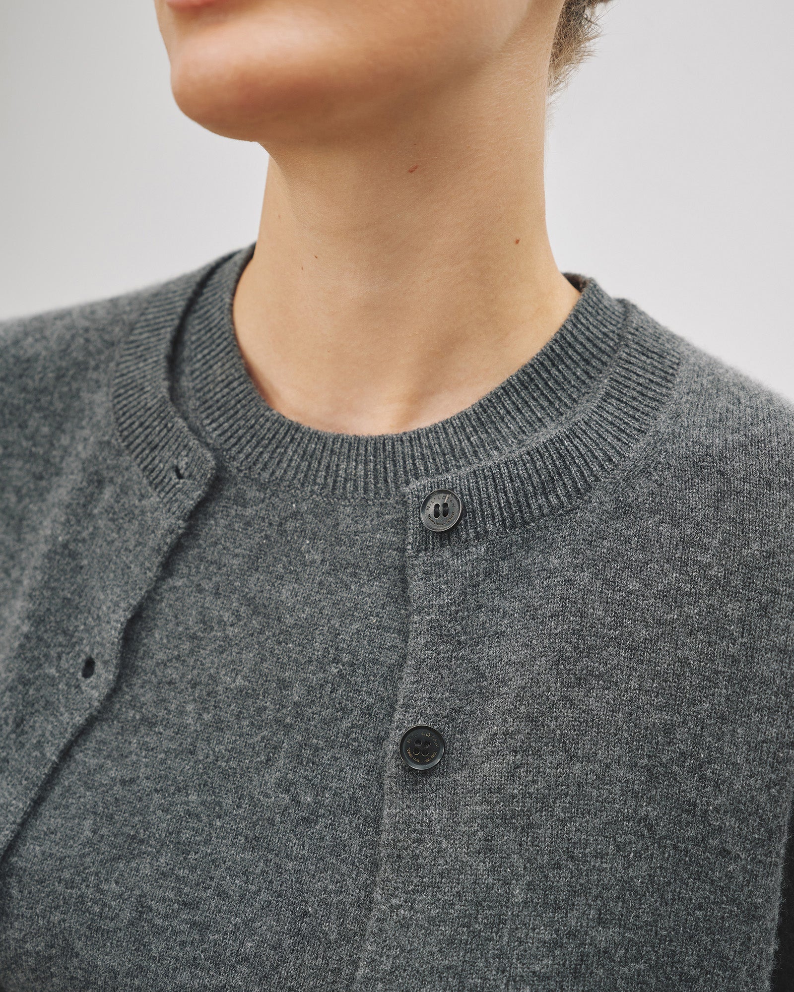 MARCH CASHMERE CARDIGAN - Image 41